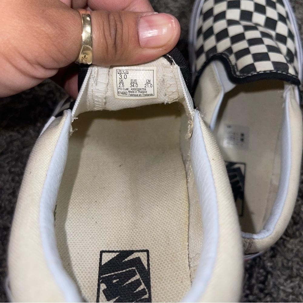 Vans Classic Slip-On Checkerboard Shoe Sz 3.0Y - Picture 3 of 8
